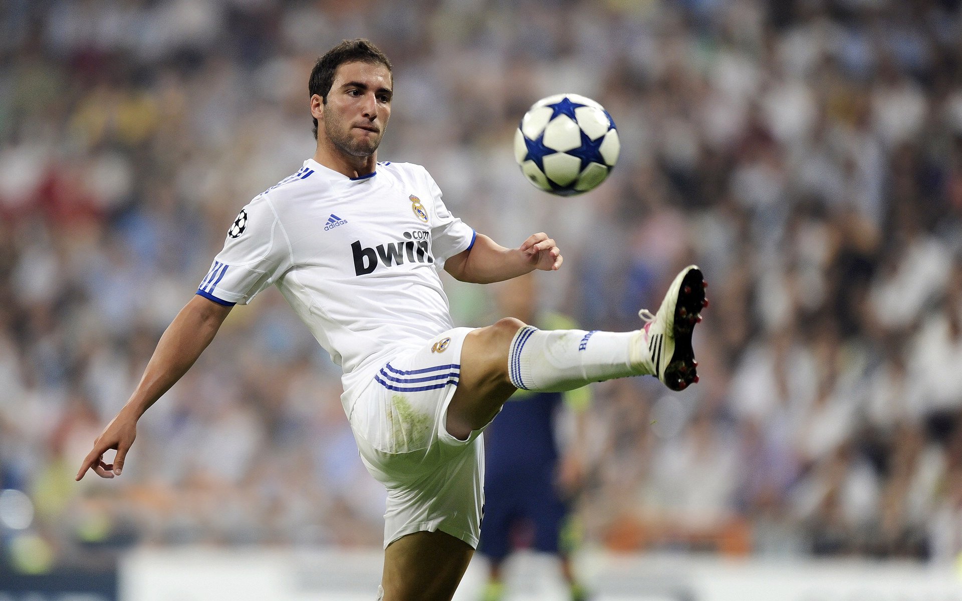 《英雄联盟》全球总决赛预热,官方发布主题海报,2021英雄联盟全球总决赛主题