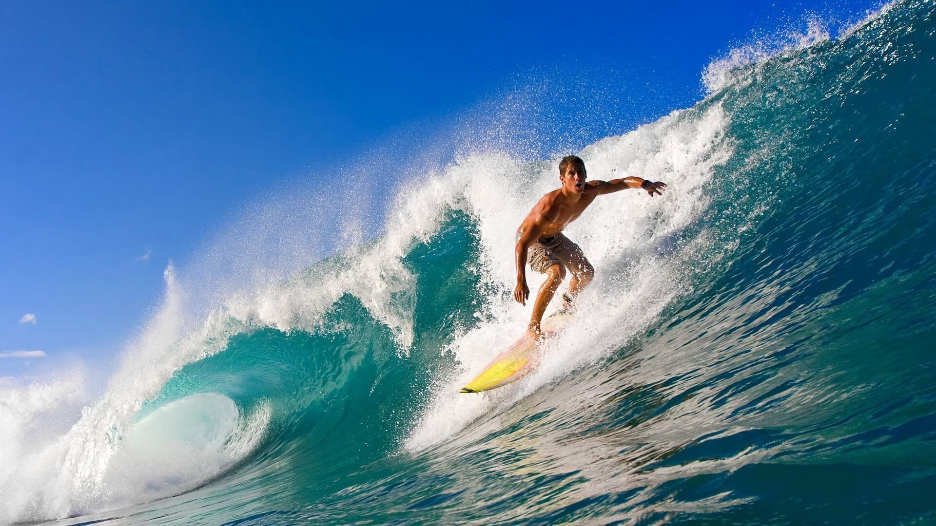 《英雄联盟》发布新英雄“雷霆”,操作手感佳引争议前所未有的体验震撼,玩家纷纷热议